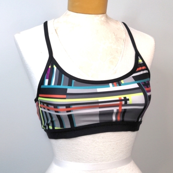 Fabletics Snapdragon Sports Bra Reversible Purple Multicolor Crop Top Work Out - Picture 6 of 12